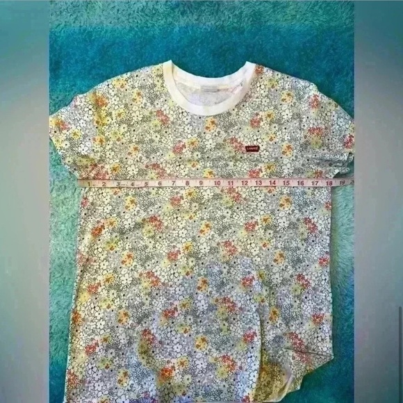 🔥Levi's Kids Floral Print T-Shirt - Multicolor🔥 - Picture 4 of 4